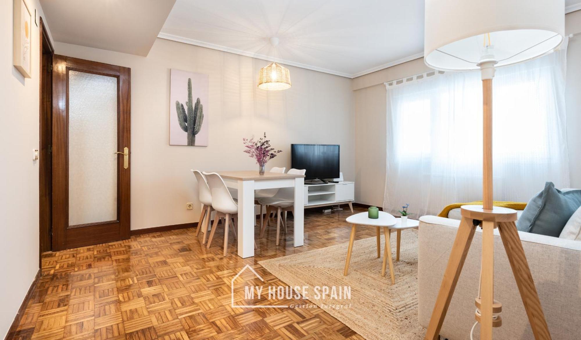 Apartamento Myhousespain - Amplio Y Centrico Piso En Oviedo