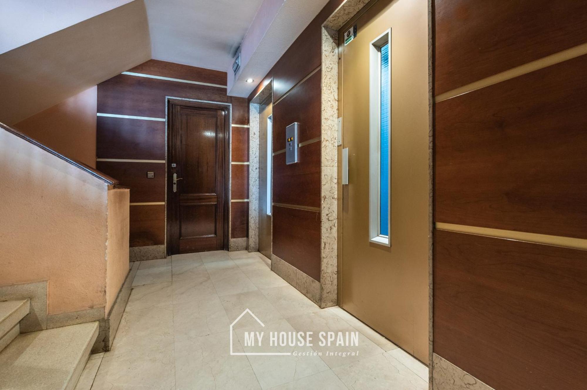 Myhousespain - Amplio Y Centrico Piso En *